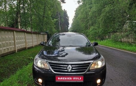 Renault Latitude I, 2011 год, 920 000 рублей, 1 фотография