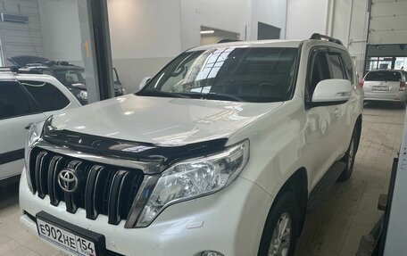 Toyota Land Cruiser Prado 150 рестайлинг 2, 2017 год, 4 600 000 рублей, 1 фотография