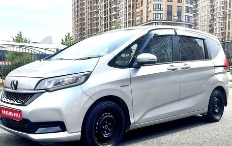 Honda Freed II, 2019 год, 1 870 000 рублей, 1 фотография