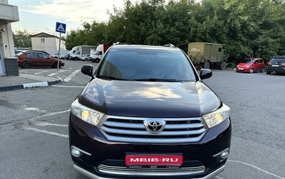 Toyota Highlander III, 2013 год, 2 520 000 рублей, 1 фотография