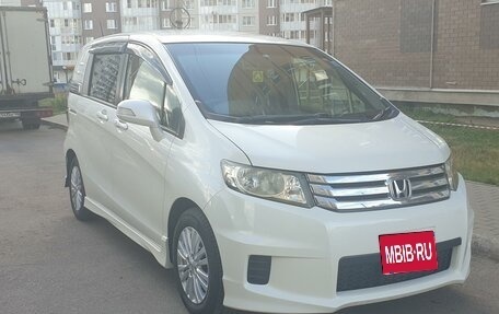 Honda Freed I, 2012 год, 1 415 000 рублей, 1 фотография