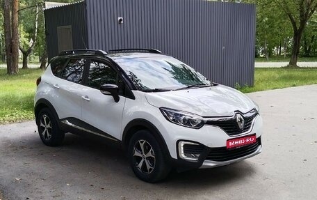 Renault Kaptur I рестайлинг, 2018 год, 1 490 000 рублей, 1 фотография