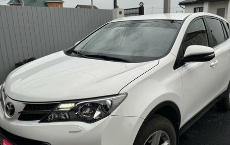 Toyota RAV4, 2013 год, 2 350 000 рублей, 1 фотография