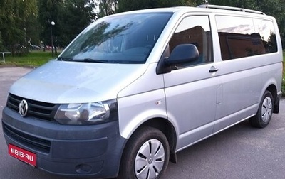 Volkswagen Caravelle T5, 2011 год, 1 950 000 рублей, 1 фотография