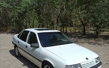 Opel Vectra A, 1990 год, 150 000 рублей, 1 фотография