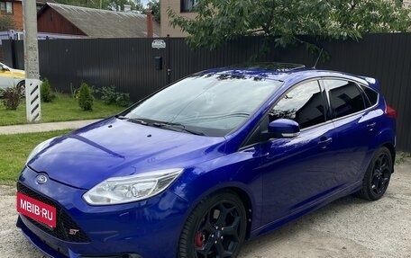 Ford Focus ST III, 2012 год, 1 600 000 рублей, 1 фотография