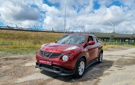 Nissan Juke II, 2011 год, 870 000 рублей, 1 фотография