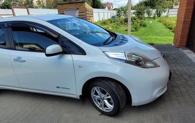 Nissan Leaf I, 2015 год, 840 000 рублей, 1 фотография