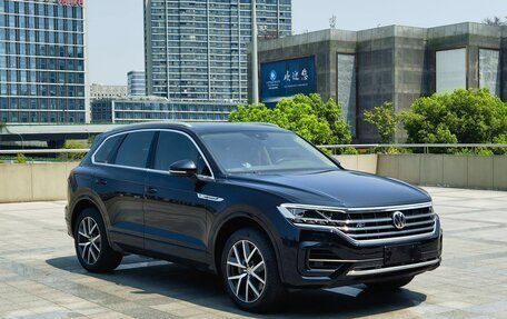 Volkswagen Touareg III, 2021 год, 5 190 000 рублей, 1 фотография