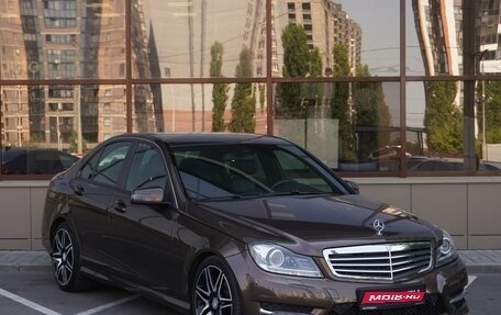 Mercedes-Benz C-Класс, 2013 год, 2 210 000 рублей, 1 фотография