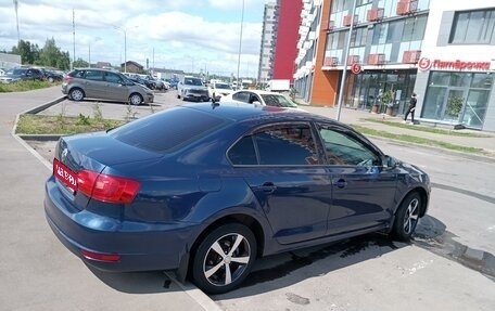 Volkswagen Jetta VI, 2012 год, 1 000 000 рублей, 1 фотография