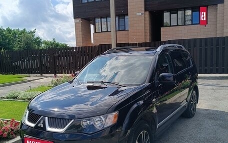 Mitsubishi Outlander III рестайлинг 3, 2008 год, 1 325 000 рублей, 1 фотография