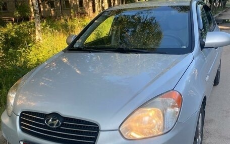 Hyundai Verna II, 2007 год, 450 000 рублей, 2 фотография