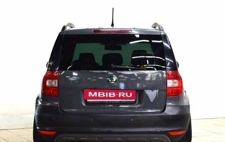 Skoda Yeti I рестайлинг, 2010 год, 595 000 рублей, 2 фотография