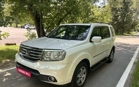 Honda Pilot III рестайлинг, 2012 год, 2 280 000 рублей, 1 фотография