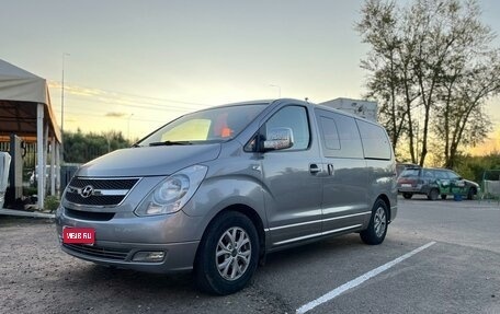 Hyundai H-1 II рестайлинг, 2012 год, 1 640 000 рублей, 1 фотография