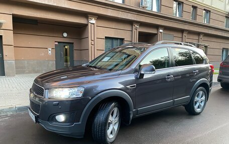 Chevrolet Captiva I, 2013 год, 1 630 000 рублей, 2 фотография