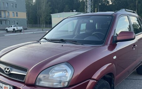 Hyundai Tucson III, 2008 год, 1 000 000 рублей, 3 фотография