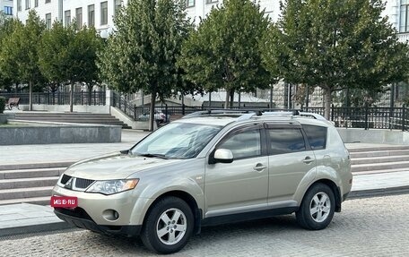 Mitsubishi Outlander III рестайлинг 3, 2007 год, 1 270 000 рублей, 1 фотография