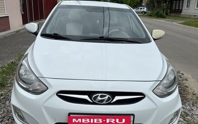 Hyundai Solaris II рестайлинг, 2014 год, 980 000 рублей, 1 фотография