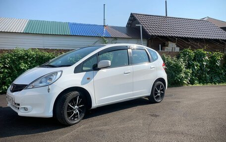 Honda Fit III, 2012 год, 990 000 рублей, 1 фотография