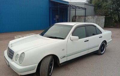 Mercedes-Benz E-Класс, 1997 год, 650 000 рублей, 1 фотография