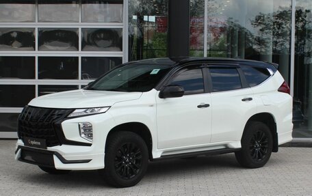 Mitsubishi Montero Sport, 2022 год, 4 600 200 рублей, 1 фотография