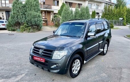 Mitsubishi Pajero IV, 2013 год, 2 350 000 рублей, 1 фотография