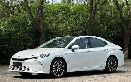 Toyota Camry, 2024 год, 4 417 000 рублей, 1 фотография