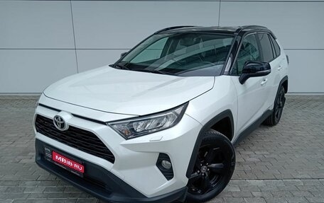 Toyota RAV4, 2021 год, 4 150 000 рублей, 1 фотография