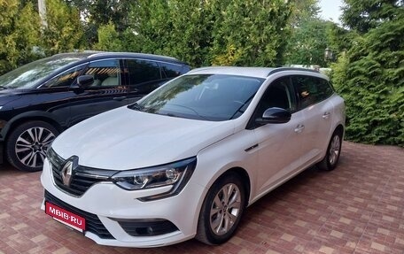 Renault Megane IV, 2020 год, 1 450 000 рублей, 1 фотография