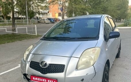 Toyota Vitz, 2005 год, 430 000 рублей, 1 фотография