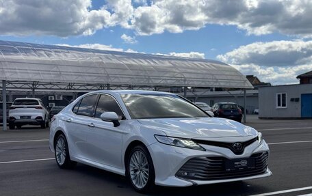 Toyota Camry, 2018 год, 2 870 000 рублей, 1 фотография