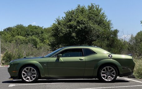 Dodge Challenger III рестайлинг 2, 2020 год, 6 290 000 рублей, 3 фотография