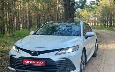 Toyota Camry, 2021 год, 3 600 000 рублей, 1 фотография