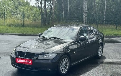 BMW 3 серия, 2011 год, 900 000 рублей, 1 фотография