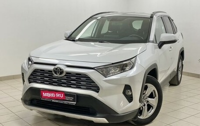 Toyota RAV4, 2019 год, 3 905 000 рублей, 1 фотография