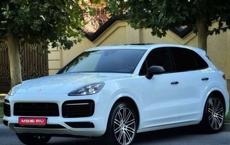 Porsche Cayenne III, 2018 год, 5 995 000 рублей, 1 фотография