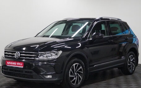 Volkswagen Tiguan II, 2018 год, 2 699 000 рублей, 1 фотография