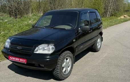 Chevrolet Niva I рестайлинг, 2005 год, 360 000 рублей, 1 фотография