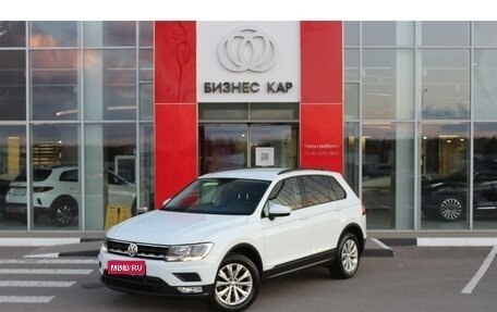 Volkswagen Tiguan II, 2017 год, 2 370 000 рублей, 1 фотография