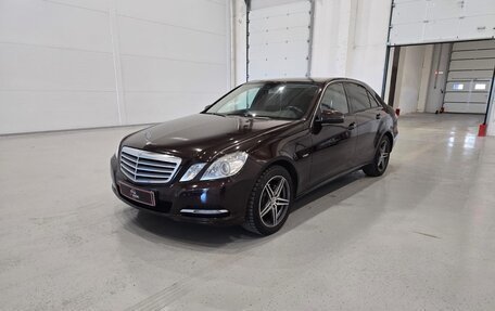 Mercedes-Benz E-Класс, 2012 год, 1 638 000 рублей, 1 фотография