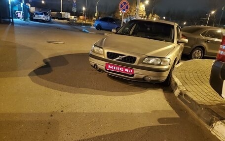 Volvo S60 III, 2003 год, 340 000 рублей, 1 фотография