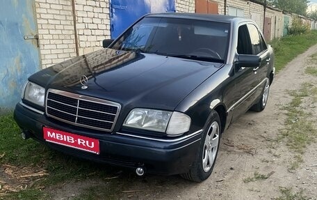 Mercedes-Benz C-Класс, 1995 год, 210 000 рублей, 1 фотография