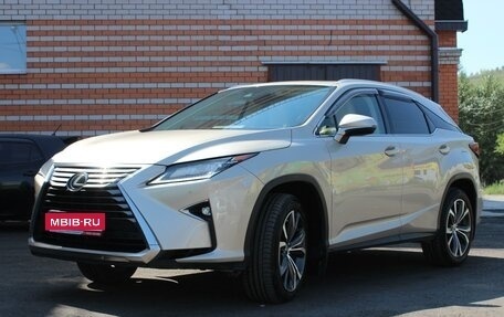 Lexus RX IV рестайлинг, 2017 год, 4 250 000 рублей, 1 фотография