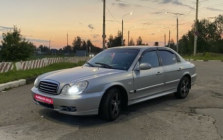 Hyundai Sonata IV рестайлинг, 2005 год, 350 000 рублей, 1 фотография