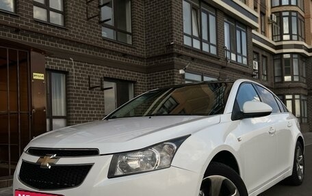 Chevrolet Cruze II, 2010 год, 670 000 рублей, 1 фотография