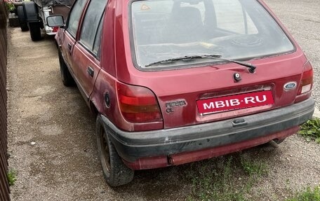 Ford Fiesta, 1994 год, 100 000 рублей, 2 фотография