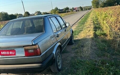 Volkswagen Jetta VI, 1984 год, 135 000 рублей, 3 фотография