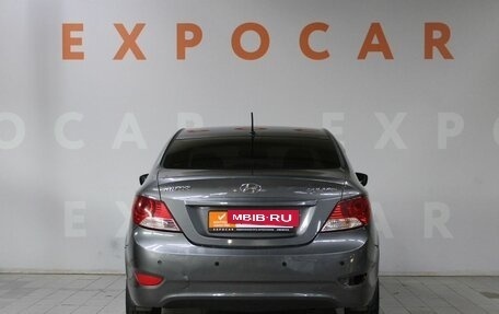 Hyundai Solaris II рестайлинг, 2012 год, 700 000 рублей, 3 фотография